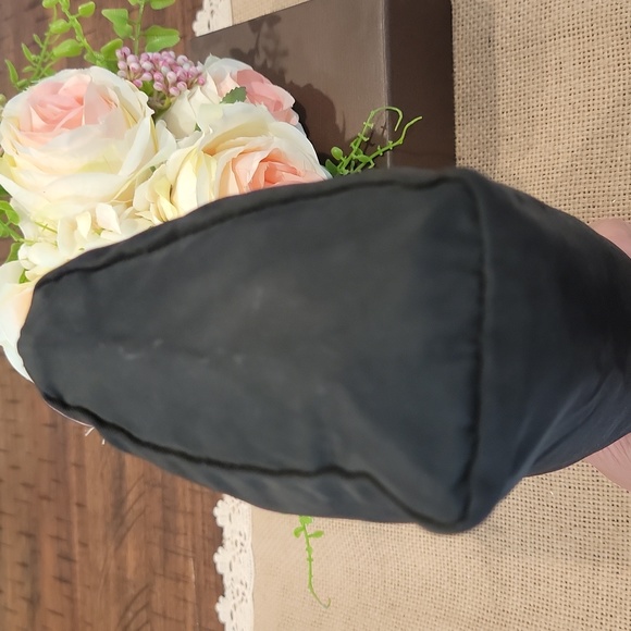 Authentic Prada pouch - Picture 3 of 8